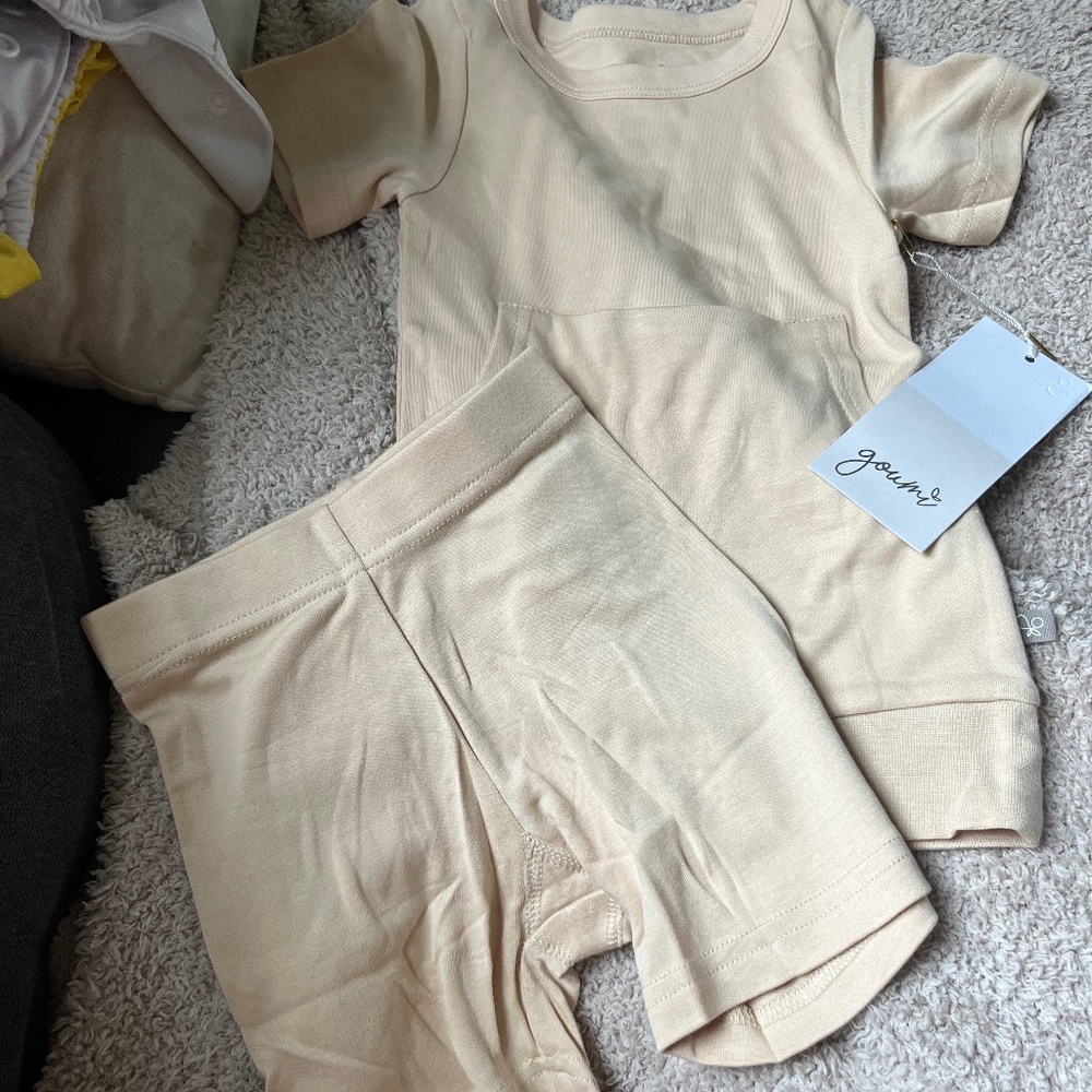 B29 NWT Goumi Bamboo Loungewear Set